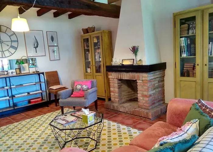 Tresvalle Country house *